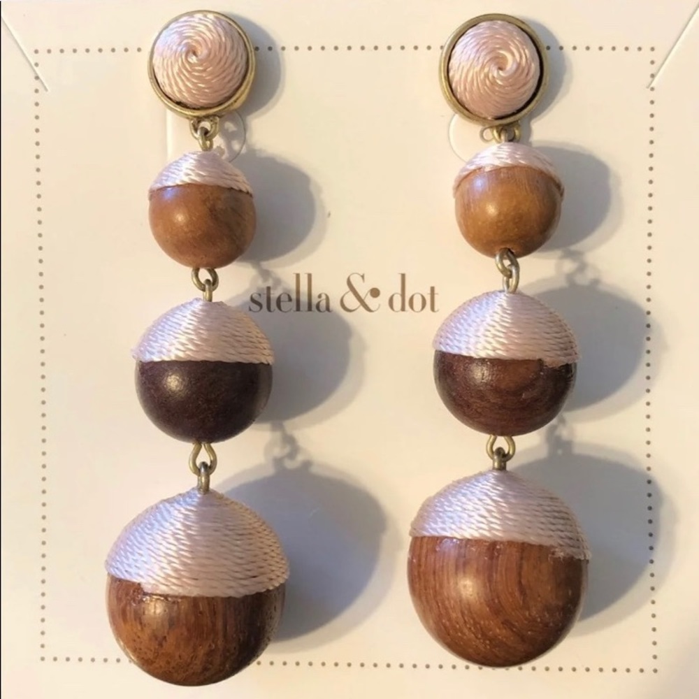 Stella & Dot Effie Drop Earrings